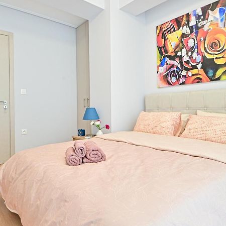 Beautiful New Apartment 5 Min From Piraeus Port Eksteriør billede