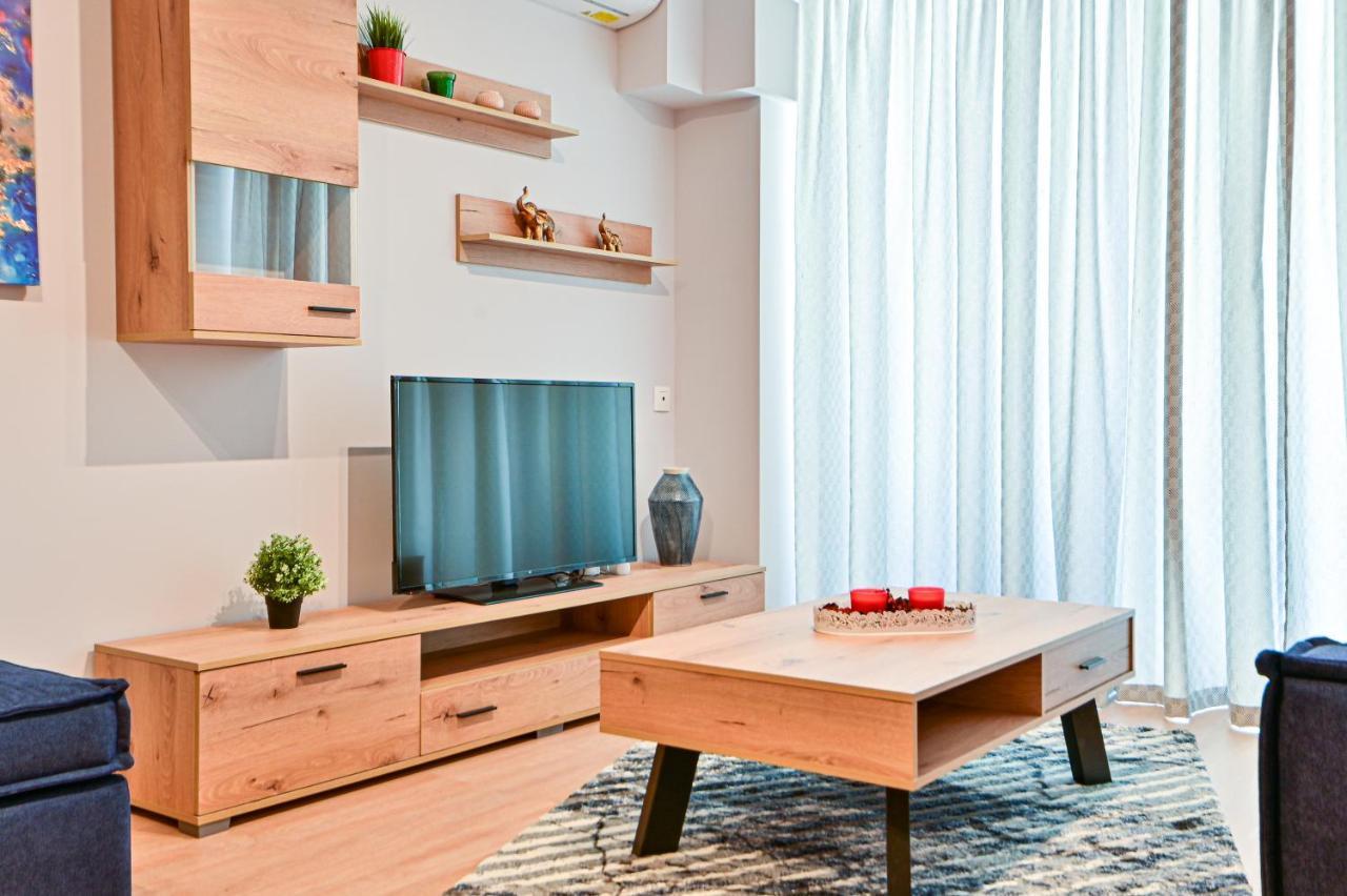 Beautiful New Apartment 5 Min From Piraeus Port Eksteriør billede